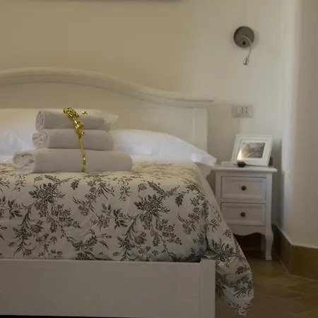 Leoncino 36 In * Рим