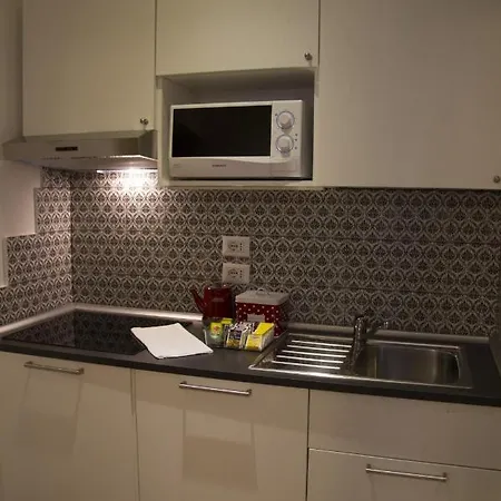 Apartment Leoncino 36 In *